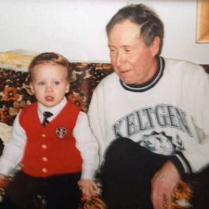 Meet your Posher, Elliot